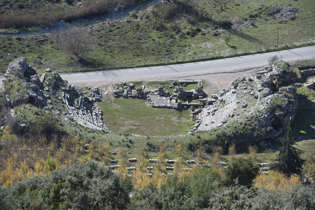 Limyra Antik Kenti tiyatrosu