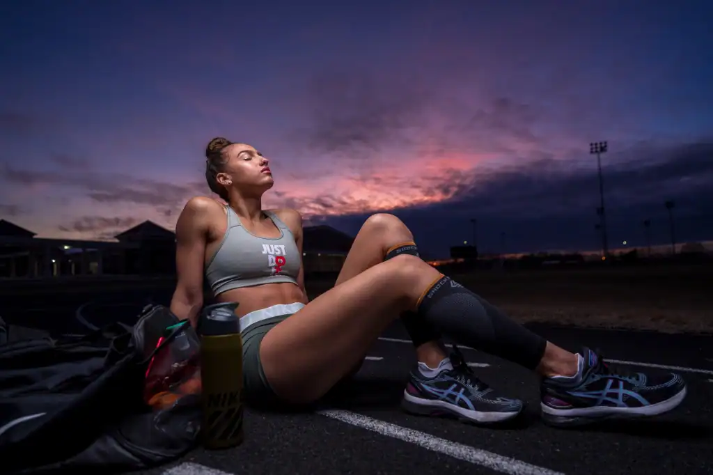 female athlete who may have used collagen for loose skin after weight loss