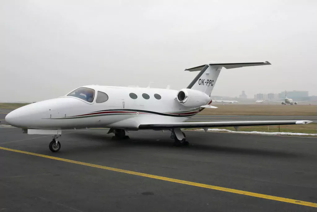 The light size jet: Cessna Citation Mustang
