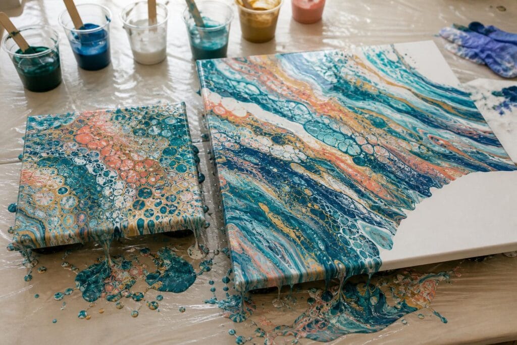 How Canvas Size Changes an Acrylic Pour
