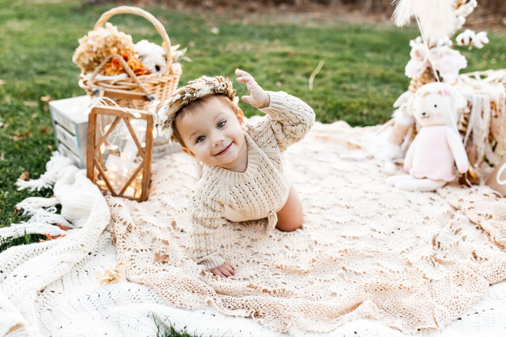 Westmoore park outdoor cake smash photoshoot at Westmoore Park West Hartford