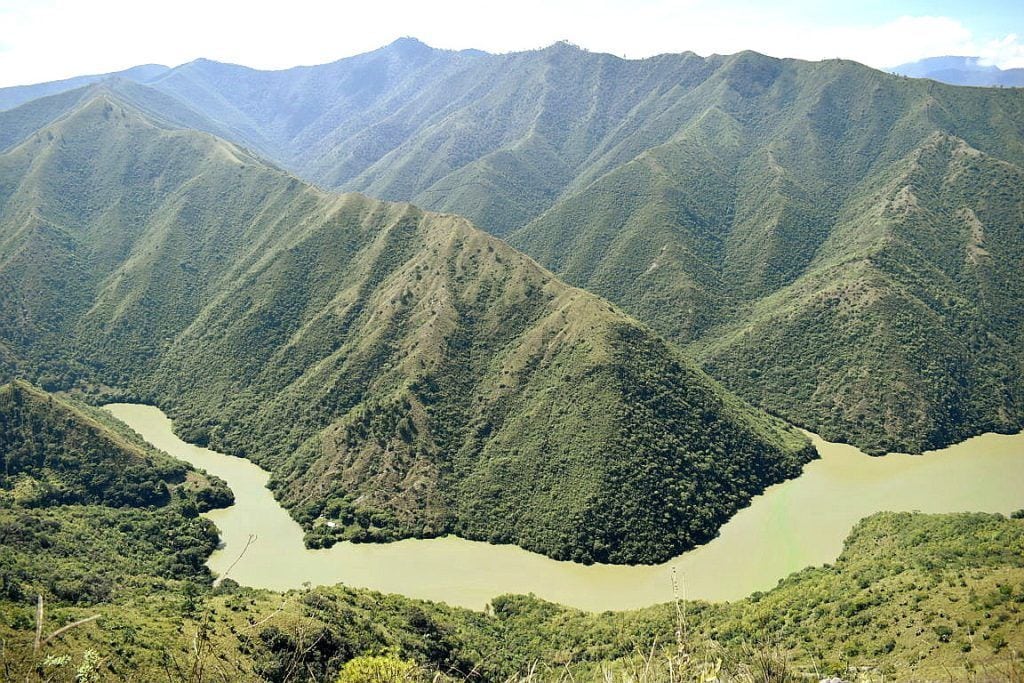 Montañas del entorno de Río Negro - Chixoy