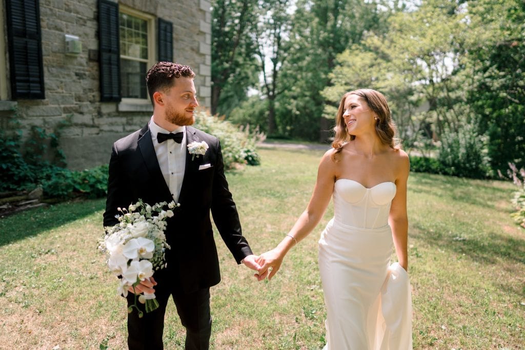 How to Find the Perfect Ottawa Wedding Photographer Who Gets You