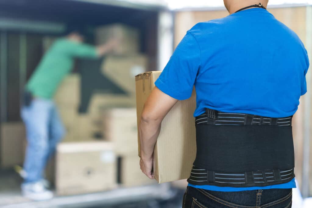 5 Best Back Braces for Warehouse Workers –