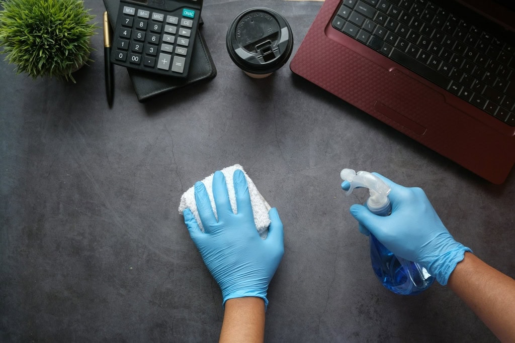 Cleaning of the office and water dispenser 