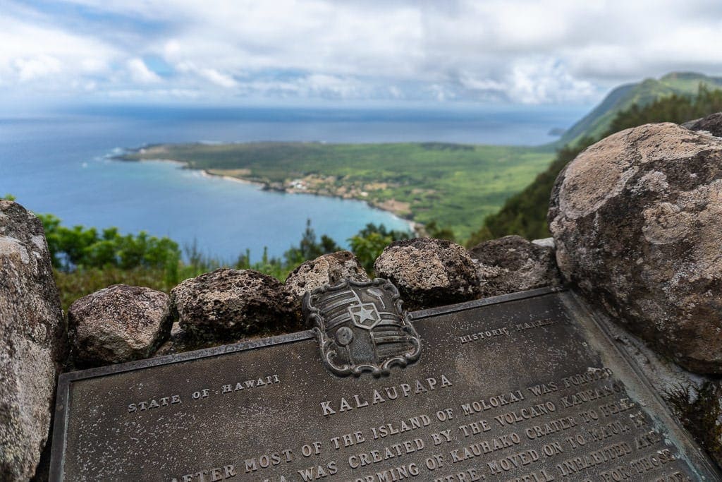 sign above kalaupapa molokai shortly before the kalaupapa hike