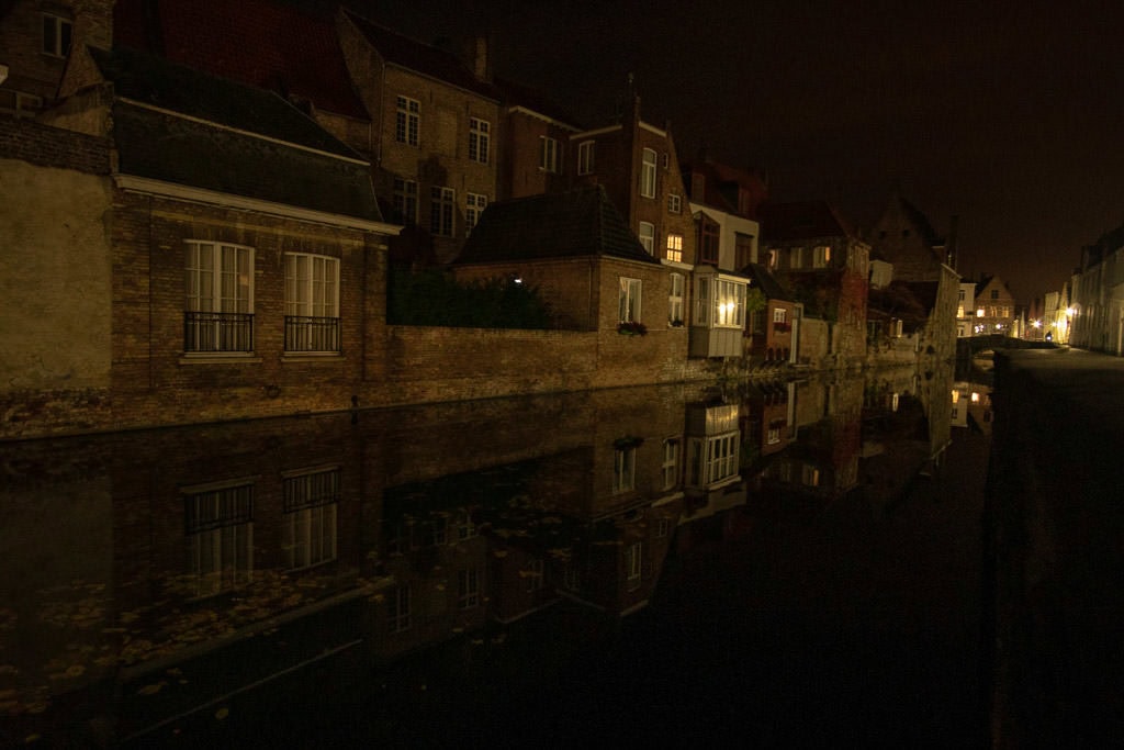 canal at night in bruges belgium