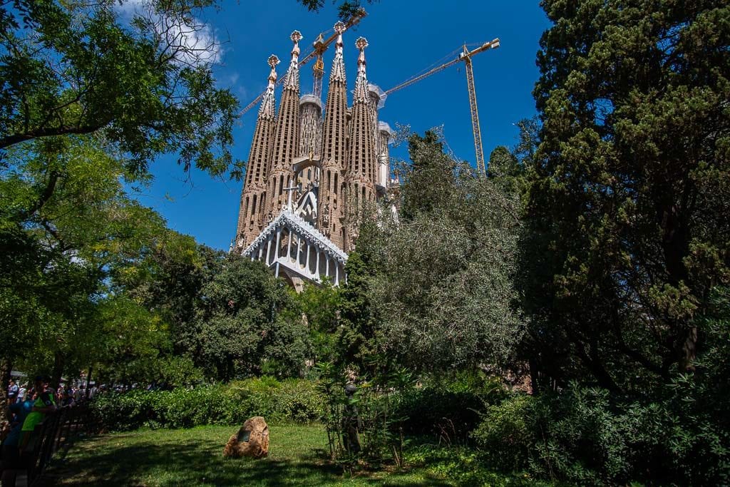 barcelona layover - sagrada familia