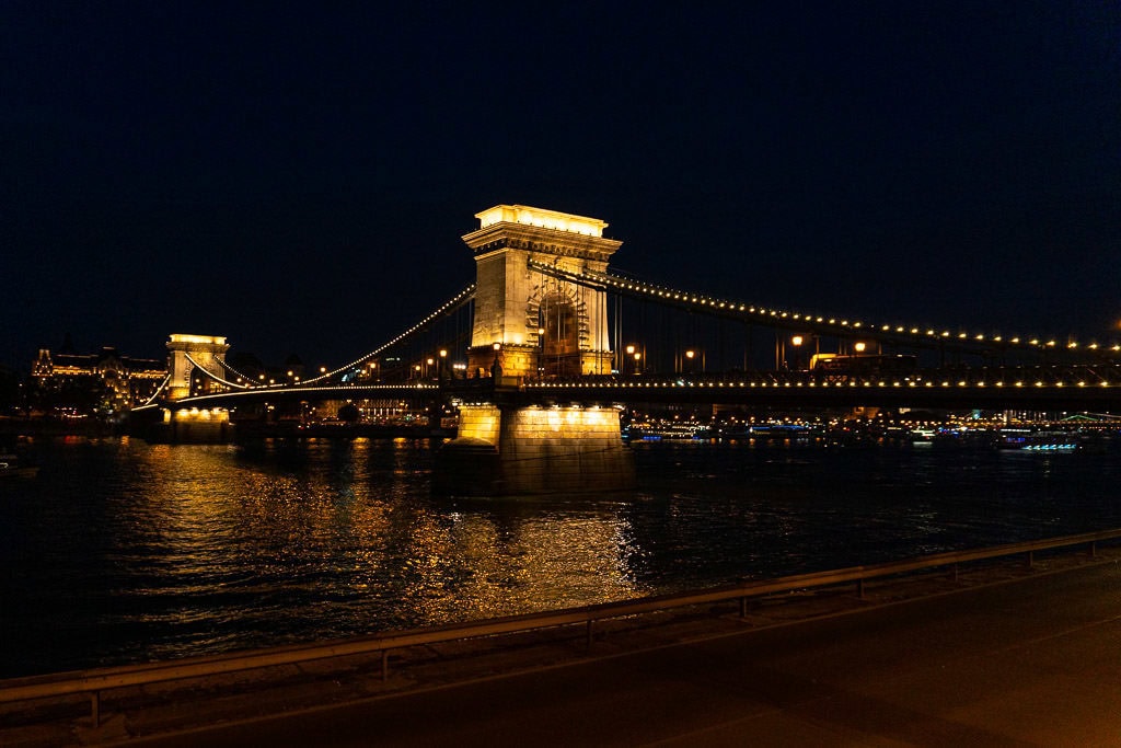 budapest hungary chain bridge