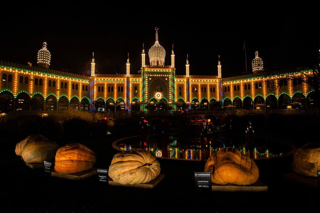 date day to tivoli gardens at halloween