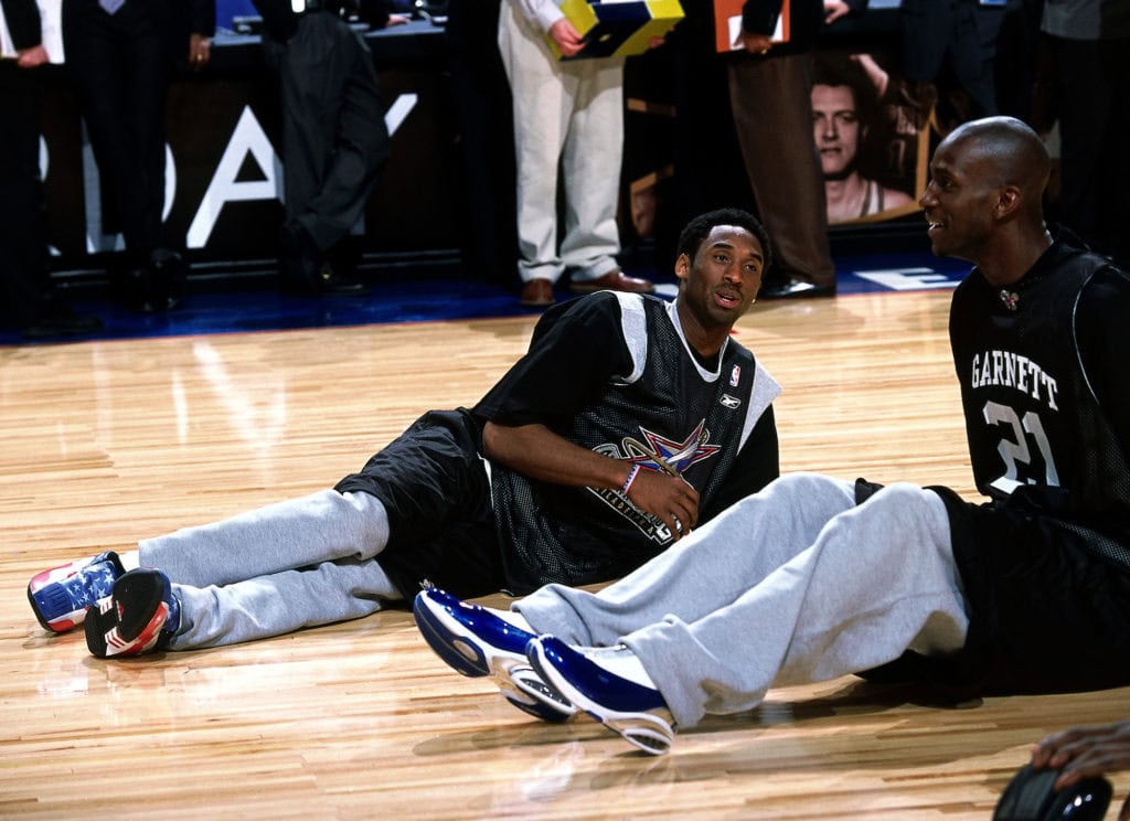 Droogte Werkelijk Toestemming 20 Years Later: Kobe Bryant's USA Flag 9/11 Tribute Adidas Shoes - Boardroom