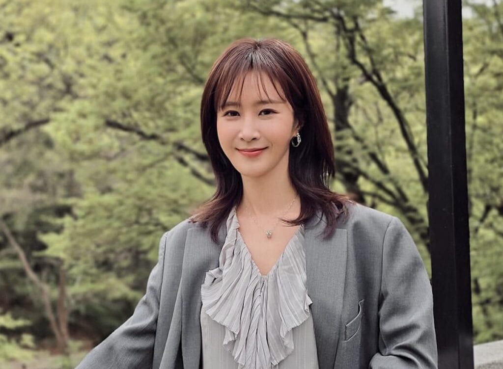 Kacamata Murah Yuri SNSD yang Bikin Heboh