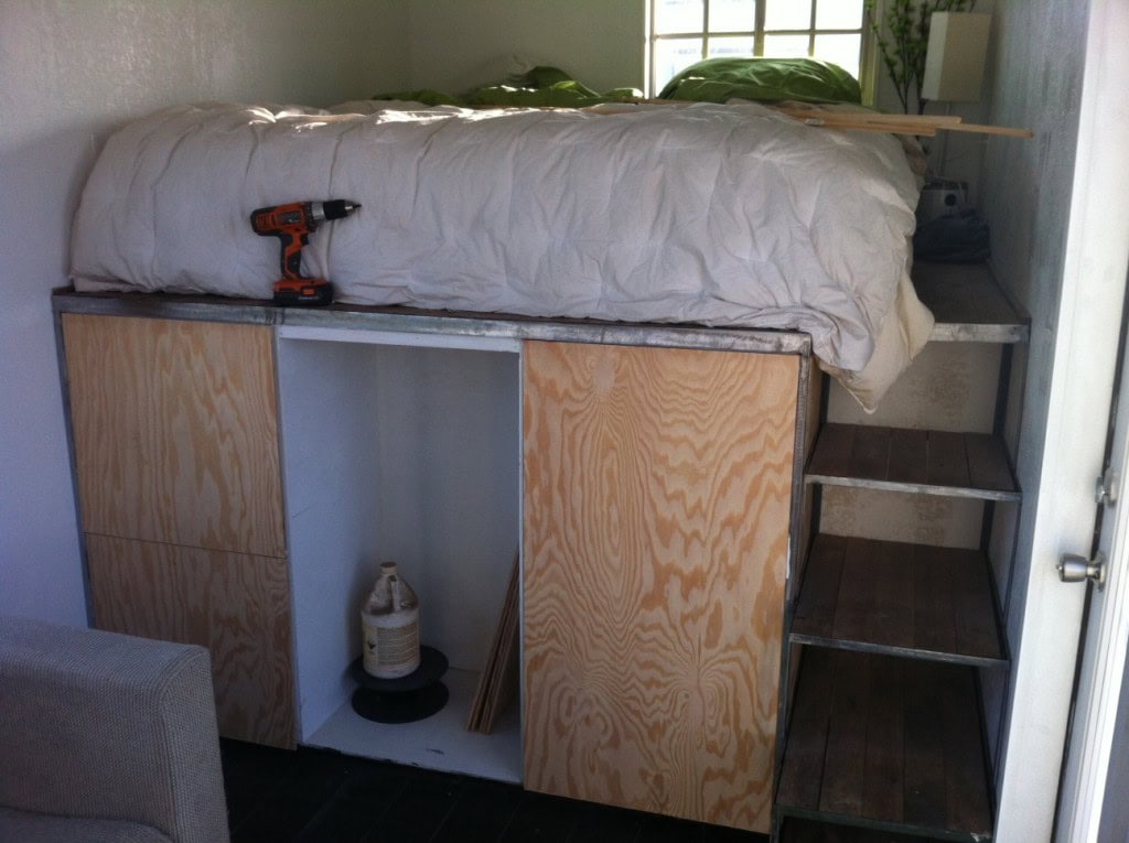 The middle one is going to be 5 drawers. 