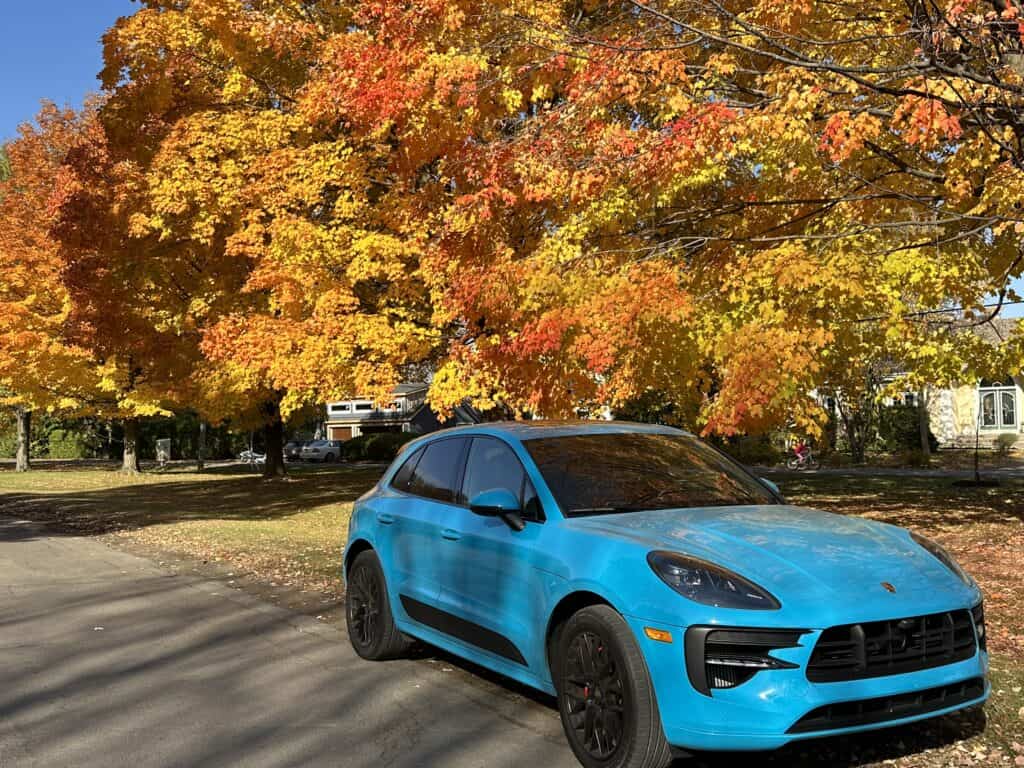 porsche macan gts miami blue 