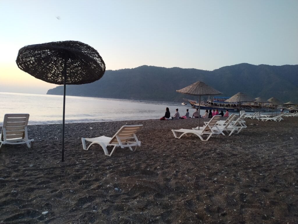Adrasan Gezilecek Yerler adrasan sahil