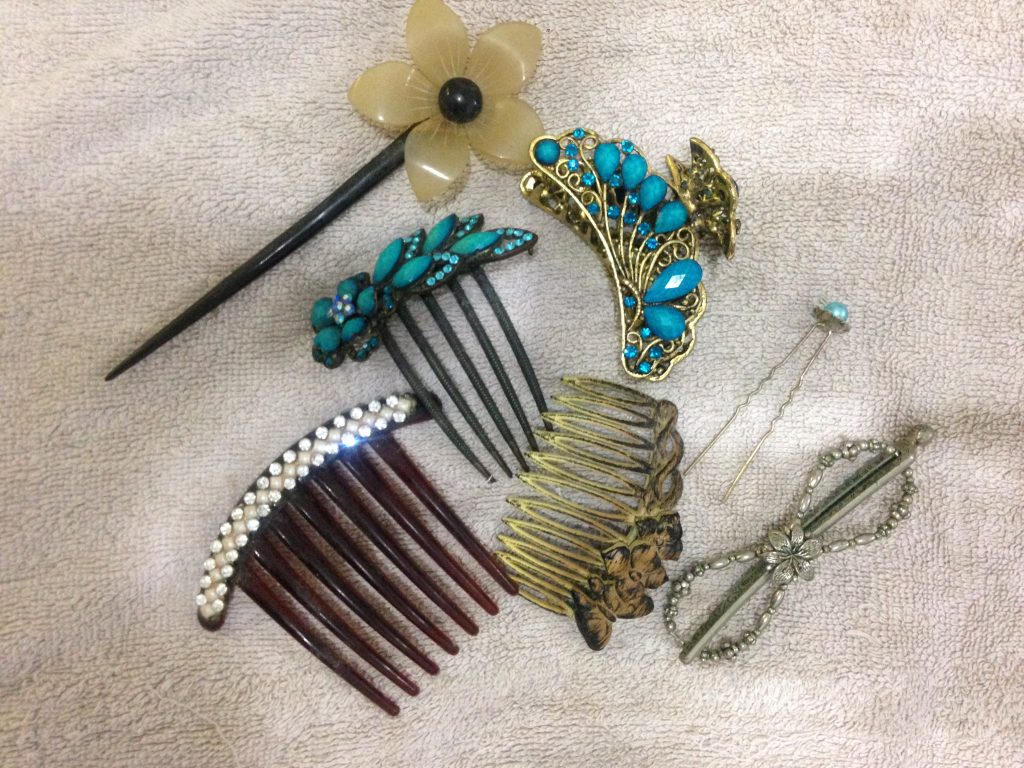 natural hair accessories and jewelry