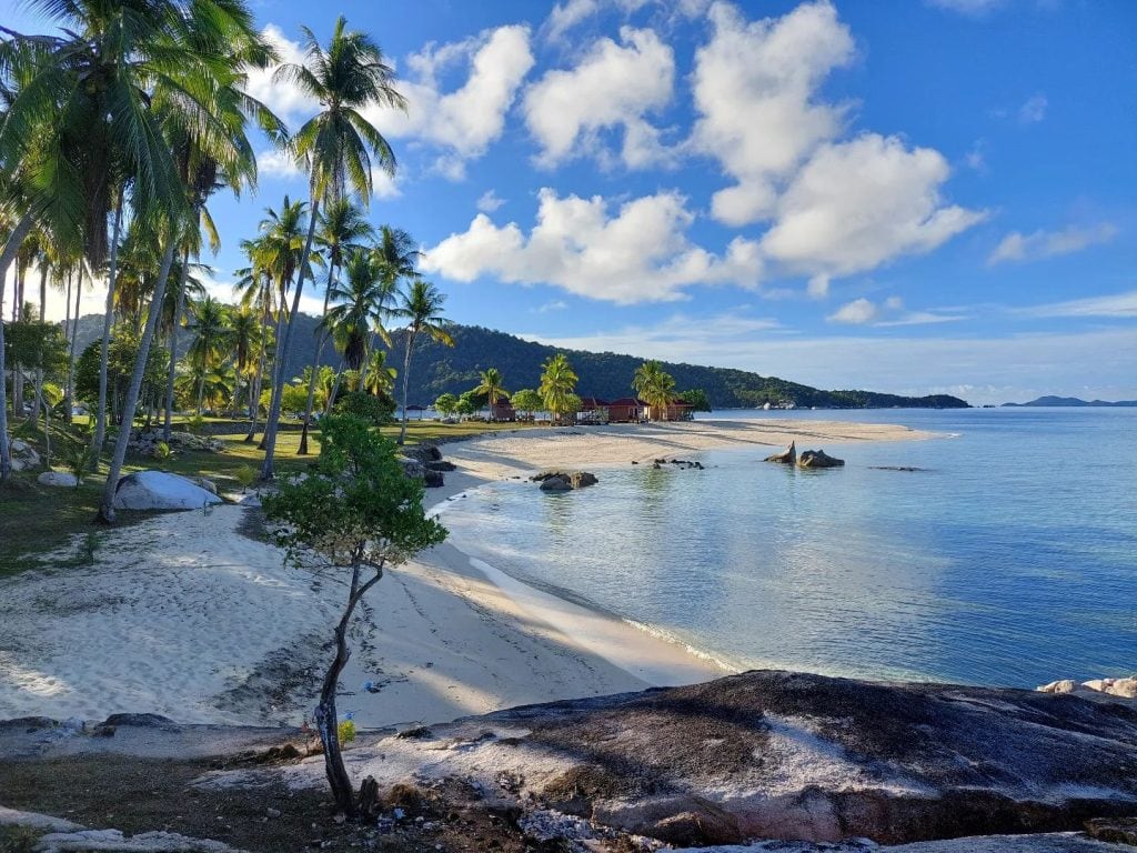 Keindahan pulau menjangan besar karimunjawa