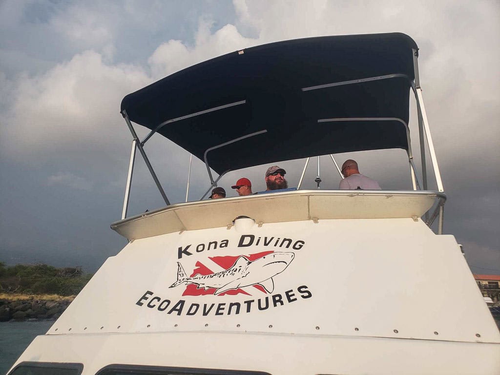 The Manta Ray Dives of Hawaii boat and crew during our Kona Manta Ray experience