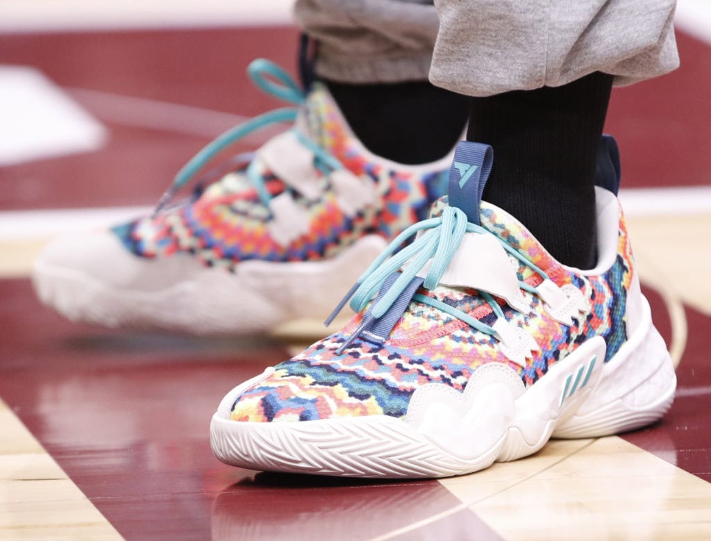 The 10 Most Obnoxious NBA All-Star Game Kicks •