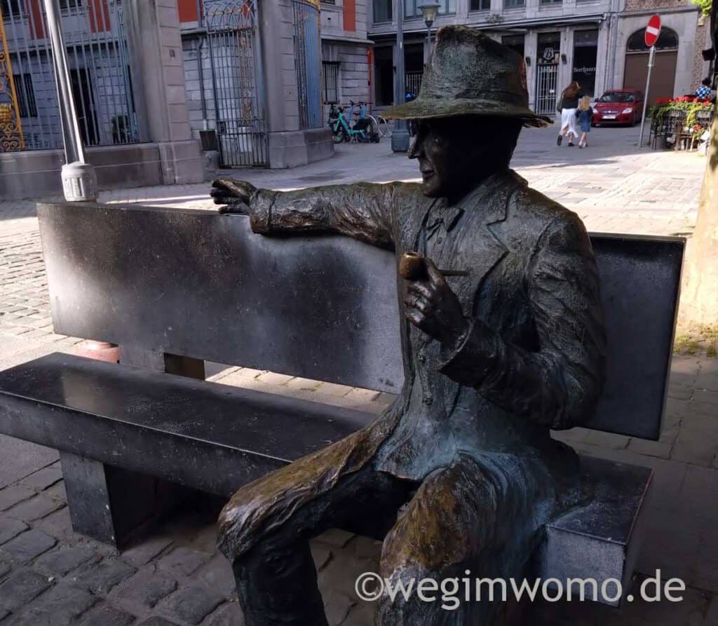 Georges-Simenon-Skulptur