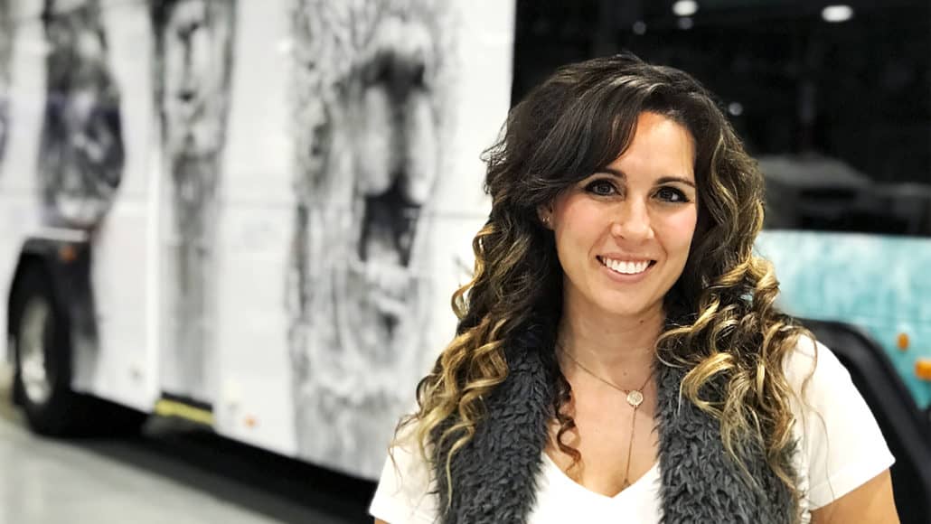 nashville llama art bus artist kristin llamas