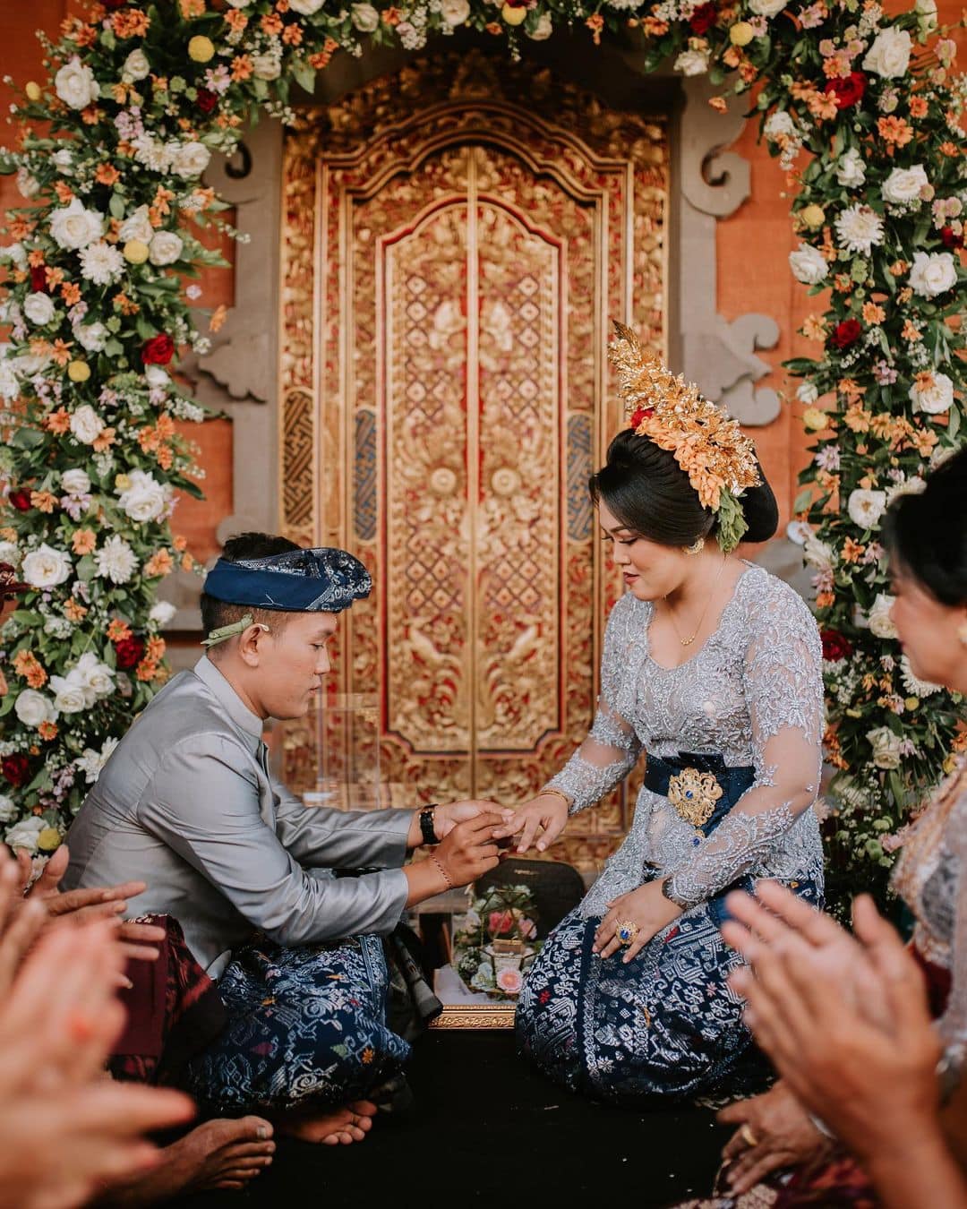 prosesi lamaran nikah adat bali