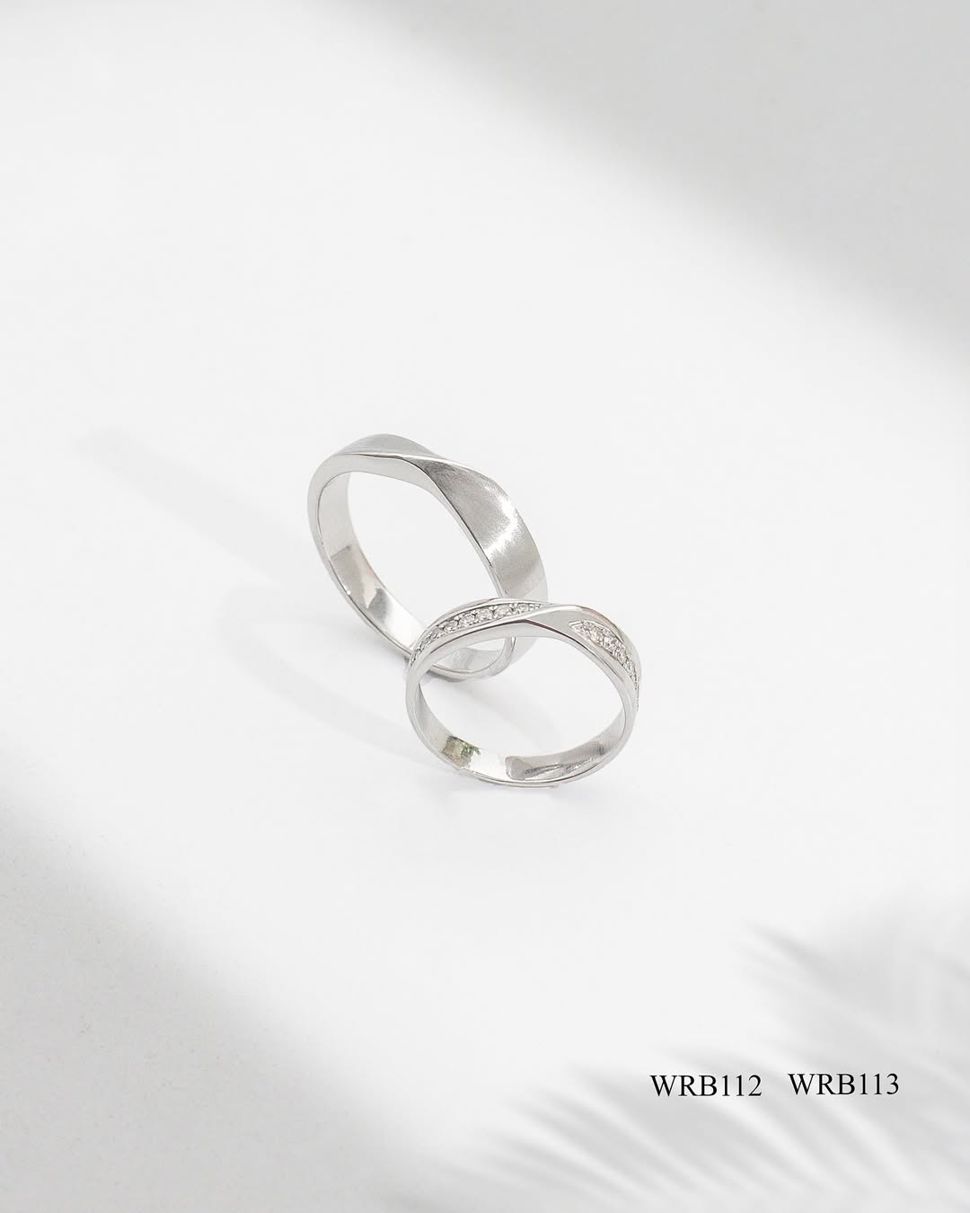 cincin nikah minimalis emas putih platina