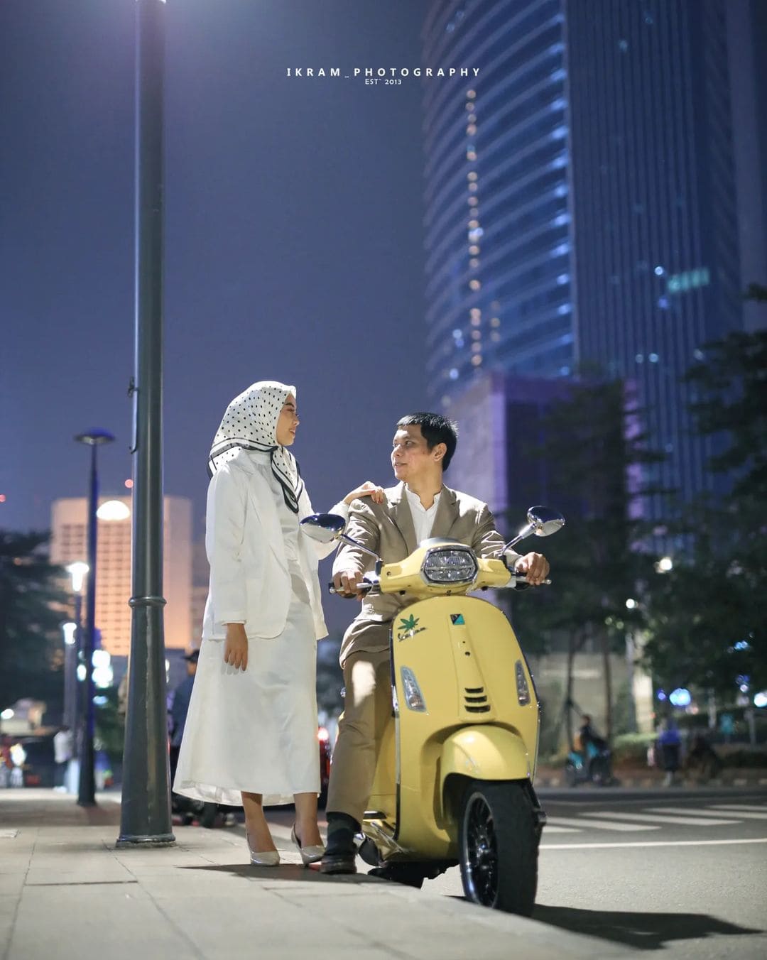 prewed di jalan mantraman jakarta