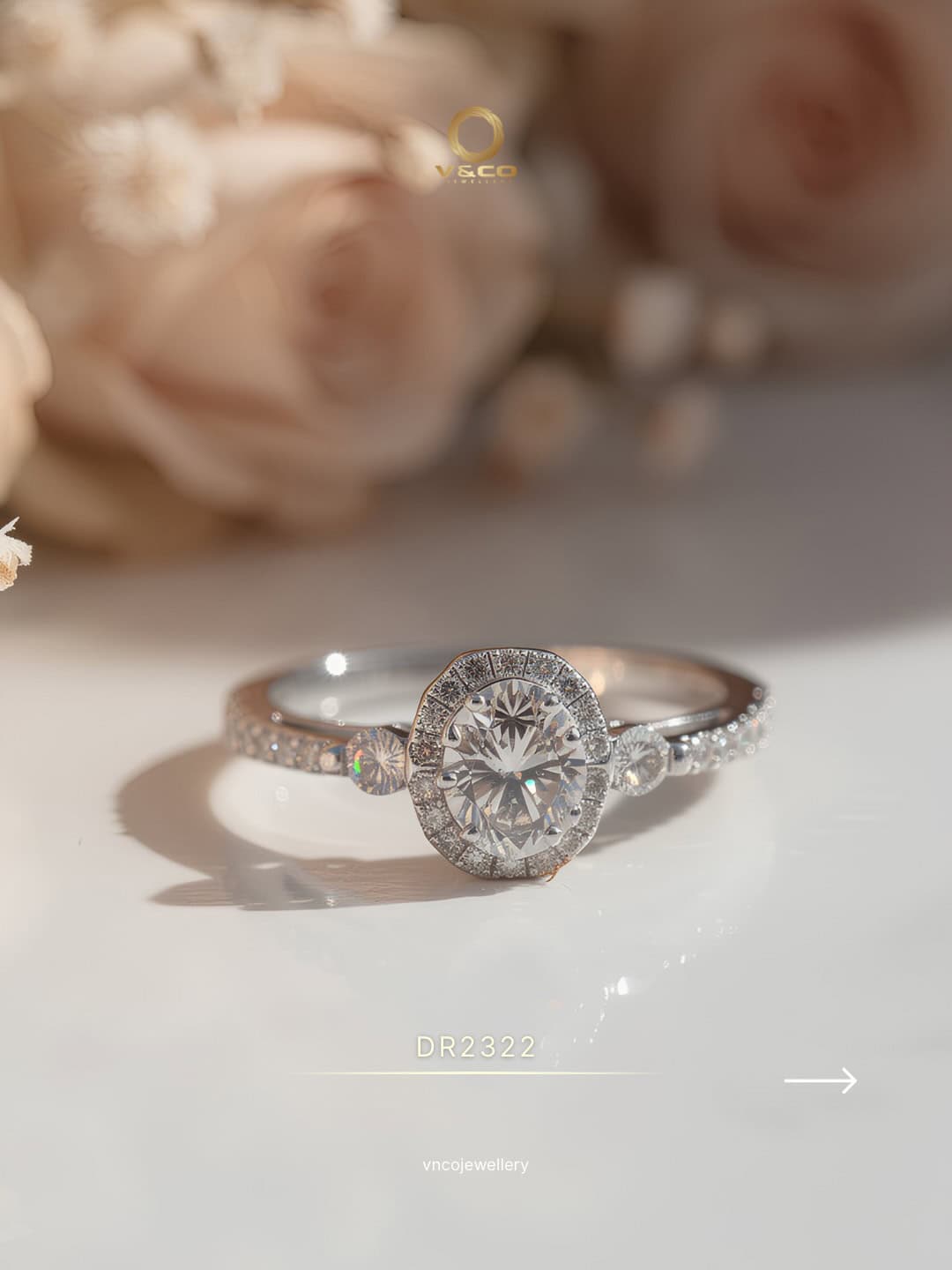 cincin berlian oval halo