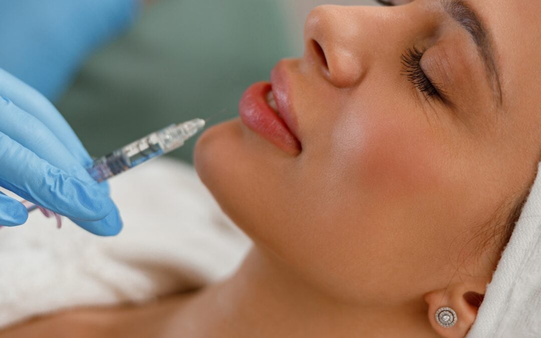 Diferencias entre ácido hialurónico y bioestimuladores: ¿Cuándo usar cada uno?