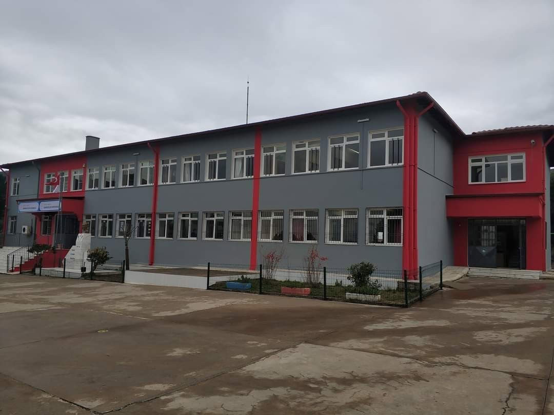 Demirciler Ortaokulu, Erasmus  Programı ile Avrupa kapılarını araladı