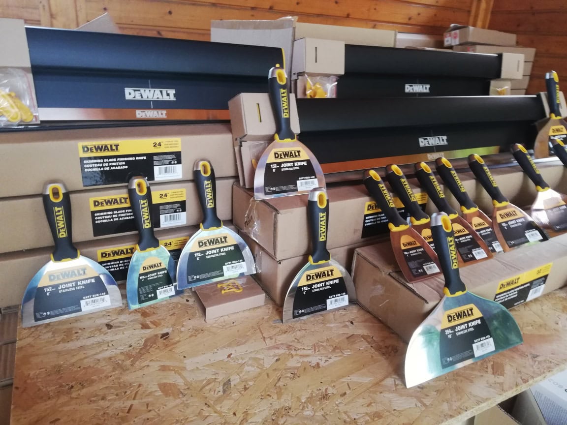 DEWALT spaklik és kétkezes lehúzók 3