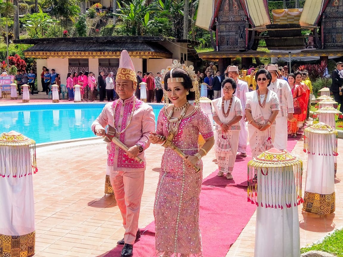 adat toraja pernikahan