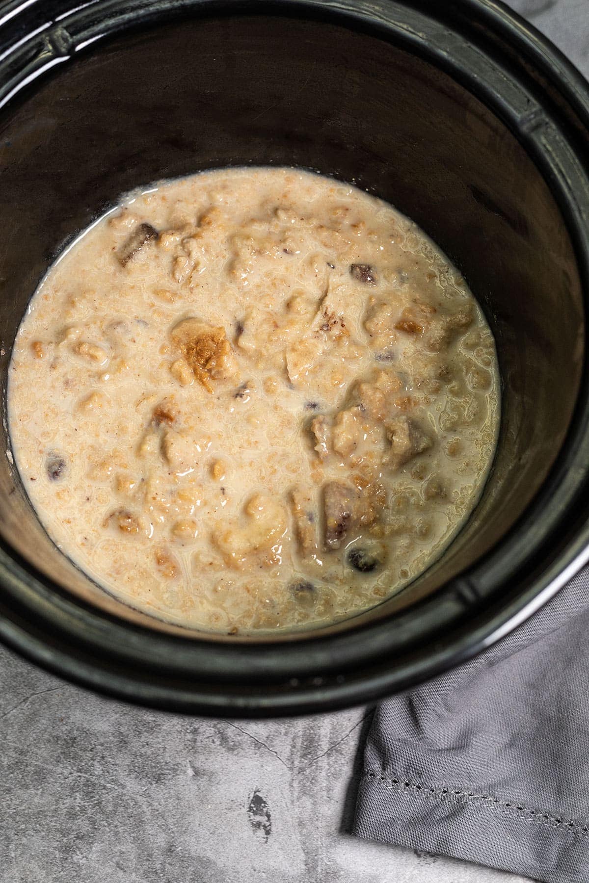 cooked rolled oats in crockpot