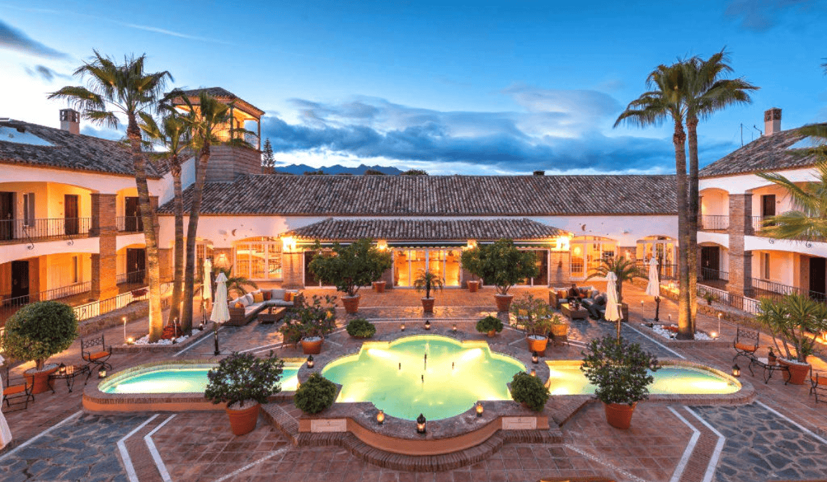 La Cala Resort