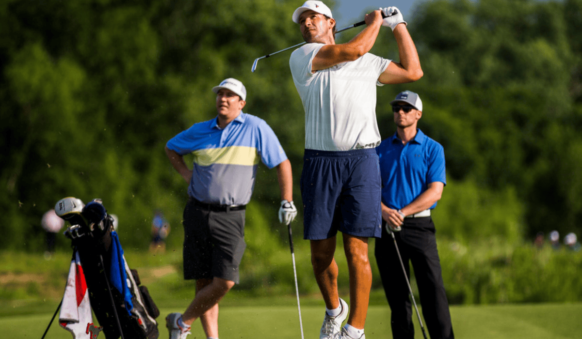 Celebrity Tony Romo Playing Golf