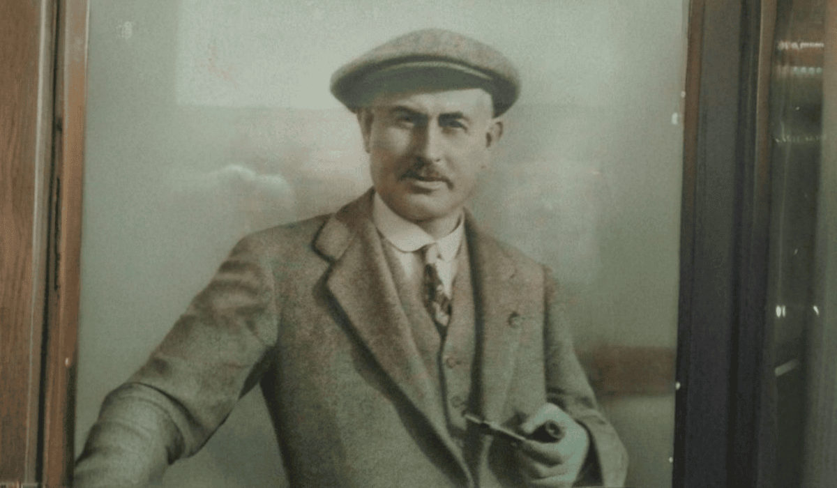 Architect Harry Colt