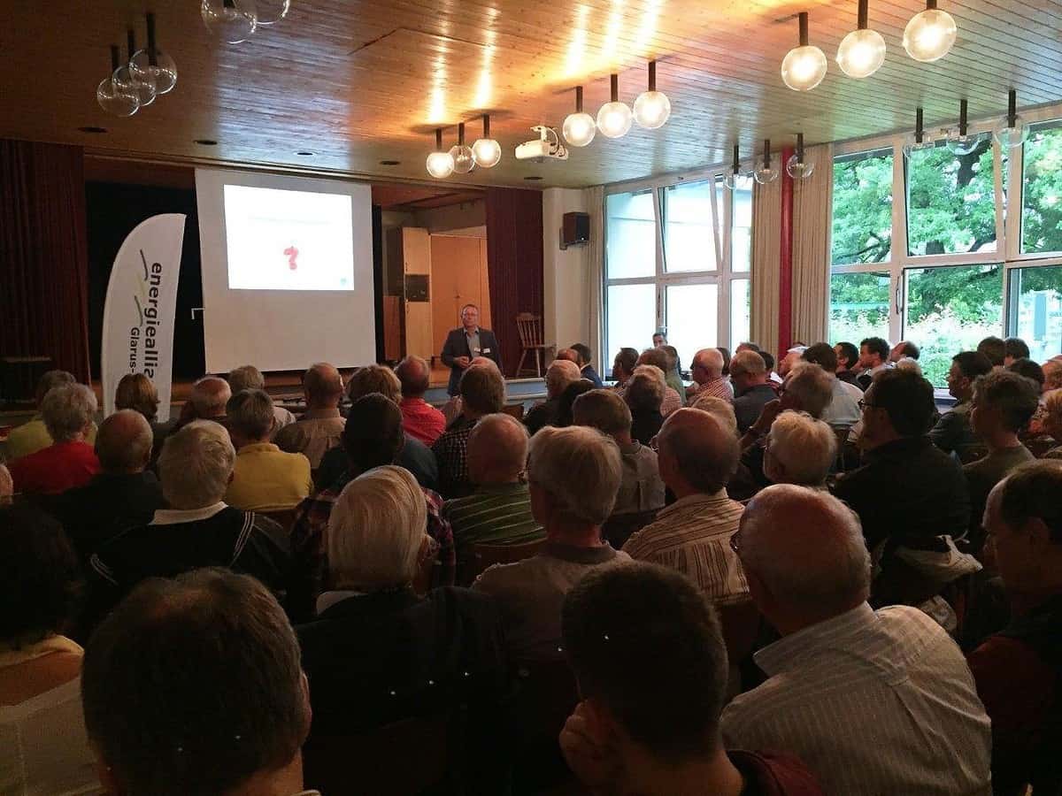 Infos zum Solarstromprojekt am Walensee 1 Vortrag Projekt Felsenstrom am Walensee