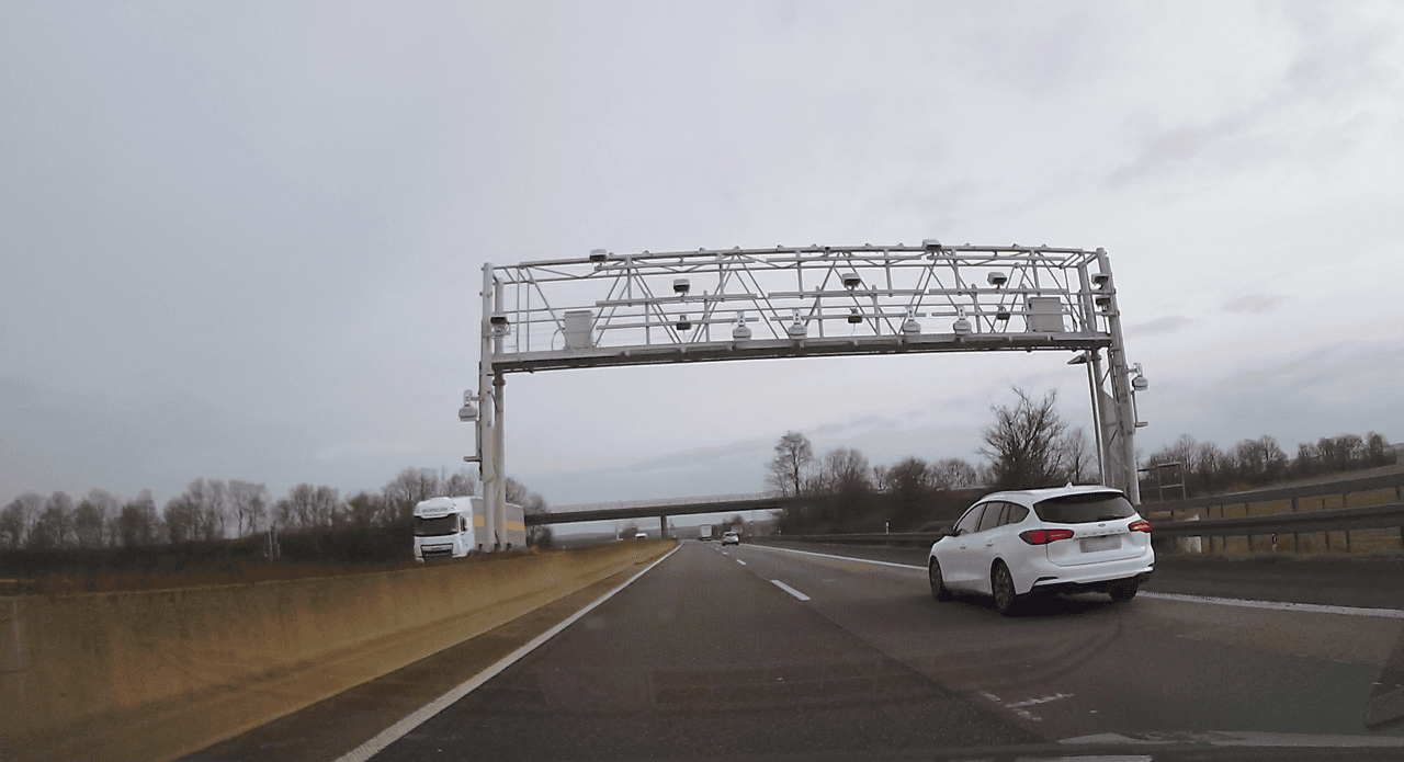 Featured image for “Vorläufiges Aus für Section Control in Deutschland”