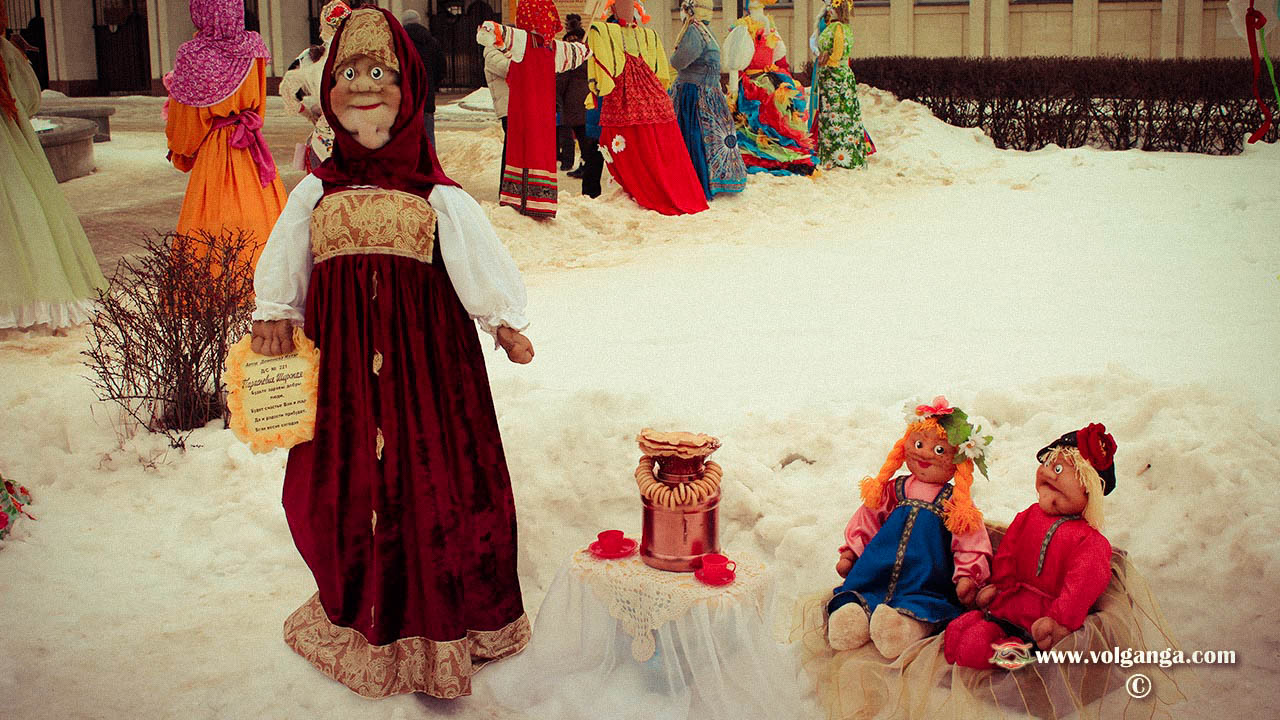 Maslenitsa dolls