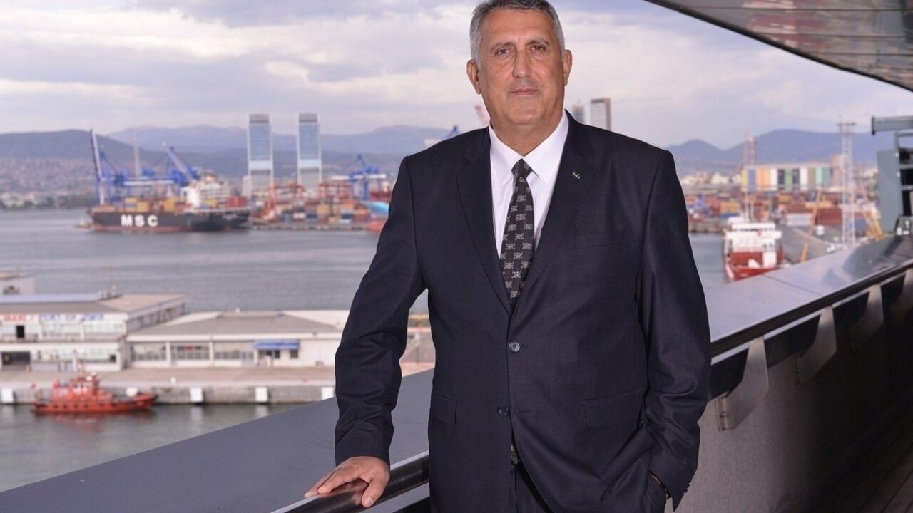 MANİSA TİCARET BORSASINDA 5 EKİM 2026'DA YAPILACAK ORGAN SEÇİMLERİ ÖNCESİNDE İŞ İNSANI RIZA SEYYAR, BAŞKANLIĞA ADAY OLDUĞUNU AÇIKLADI.