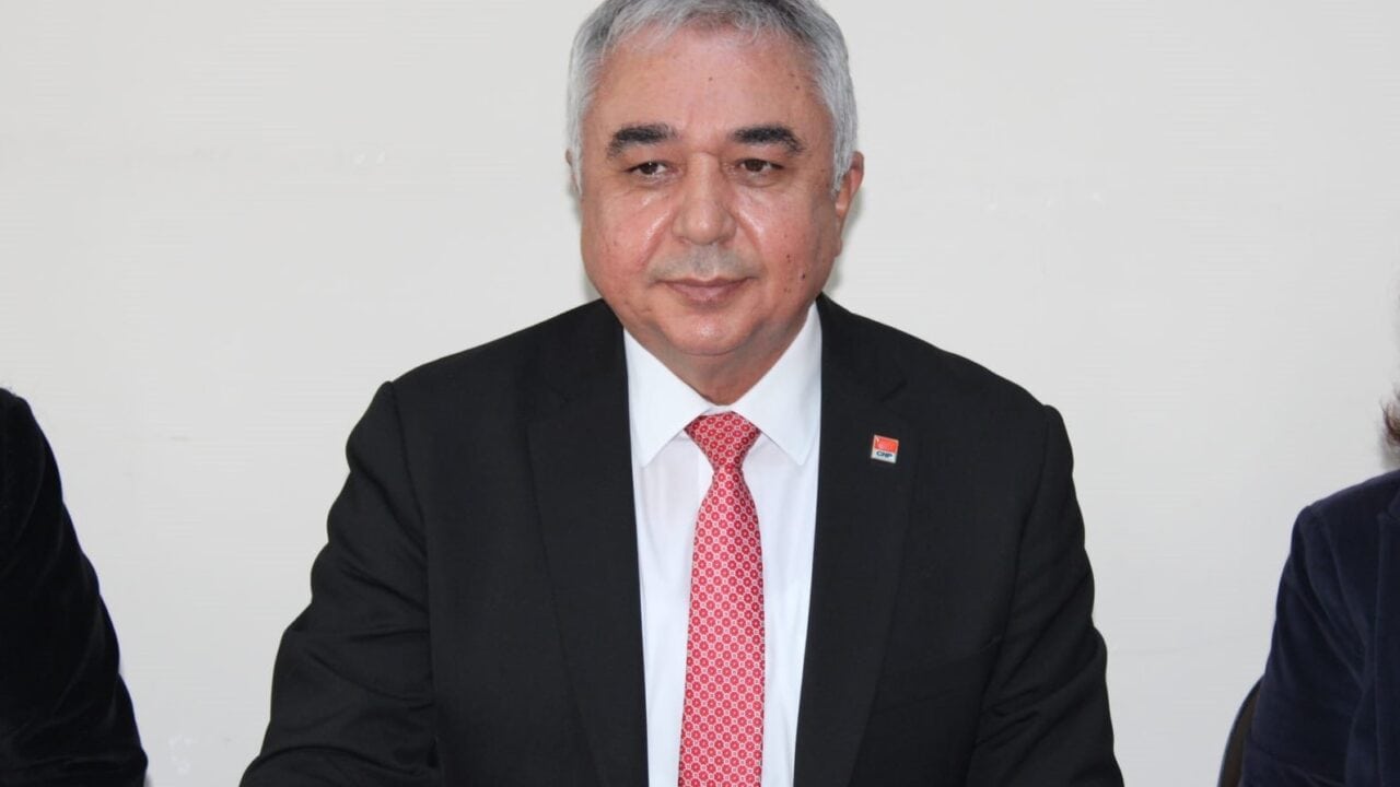 CHP ESKİ AYDIN İL BAŞKANI ALİ ÇANKIR, GERMENCİK’TE GEÇİRDİĞİ KALP KRİZİ SONUCU KALDIRILDIĞI HASTANEDE HAYATINI KAYBETTİ.