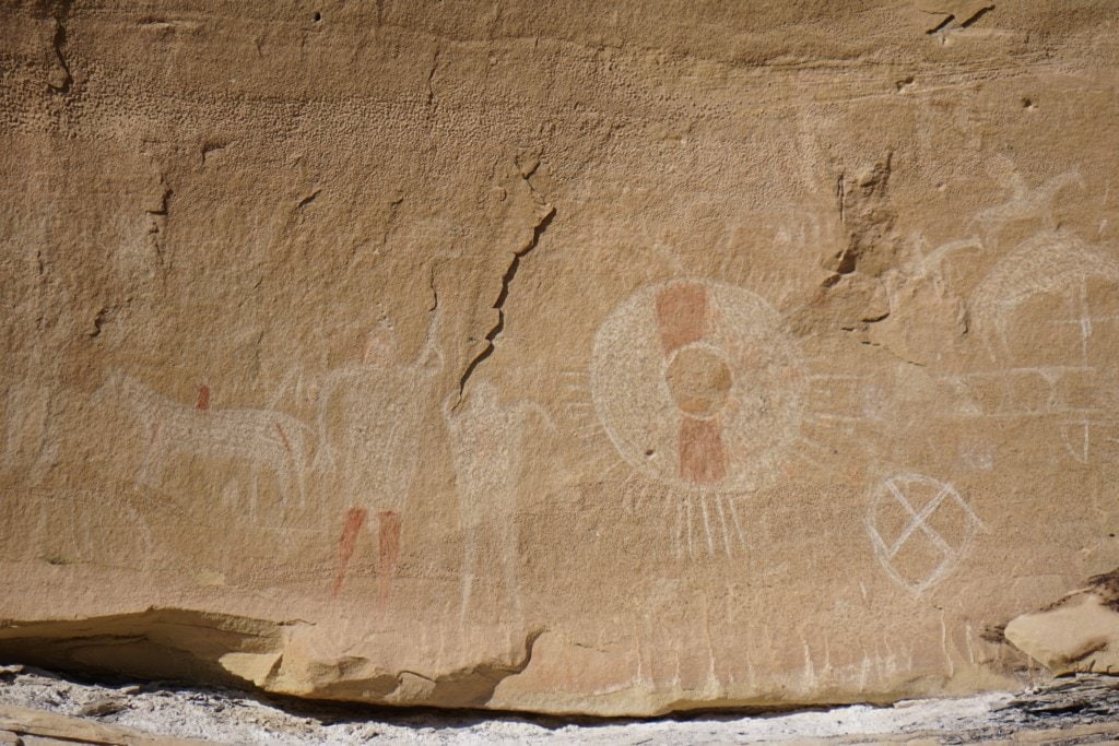 Petroglyphs ng Utah Sego Canyon 10 Ute people petroglyphs sa Sego Canyon Utah