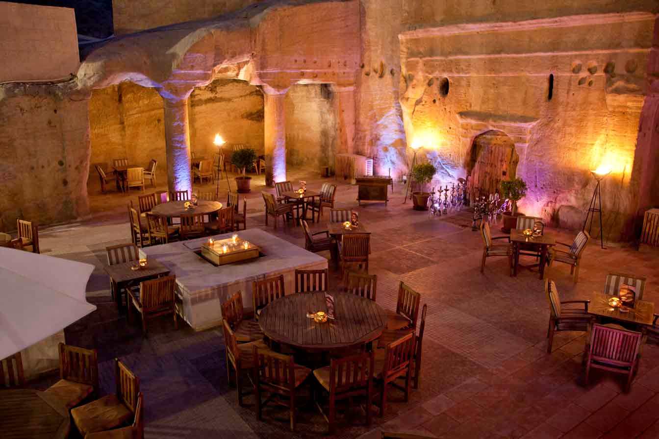 cave-bar_1 (1)