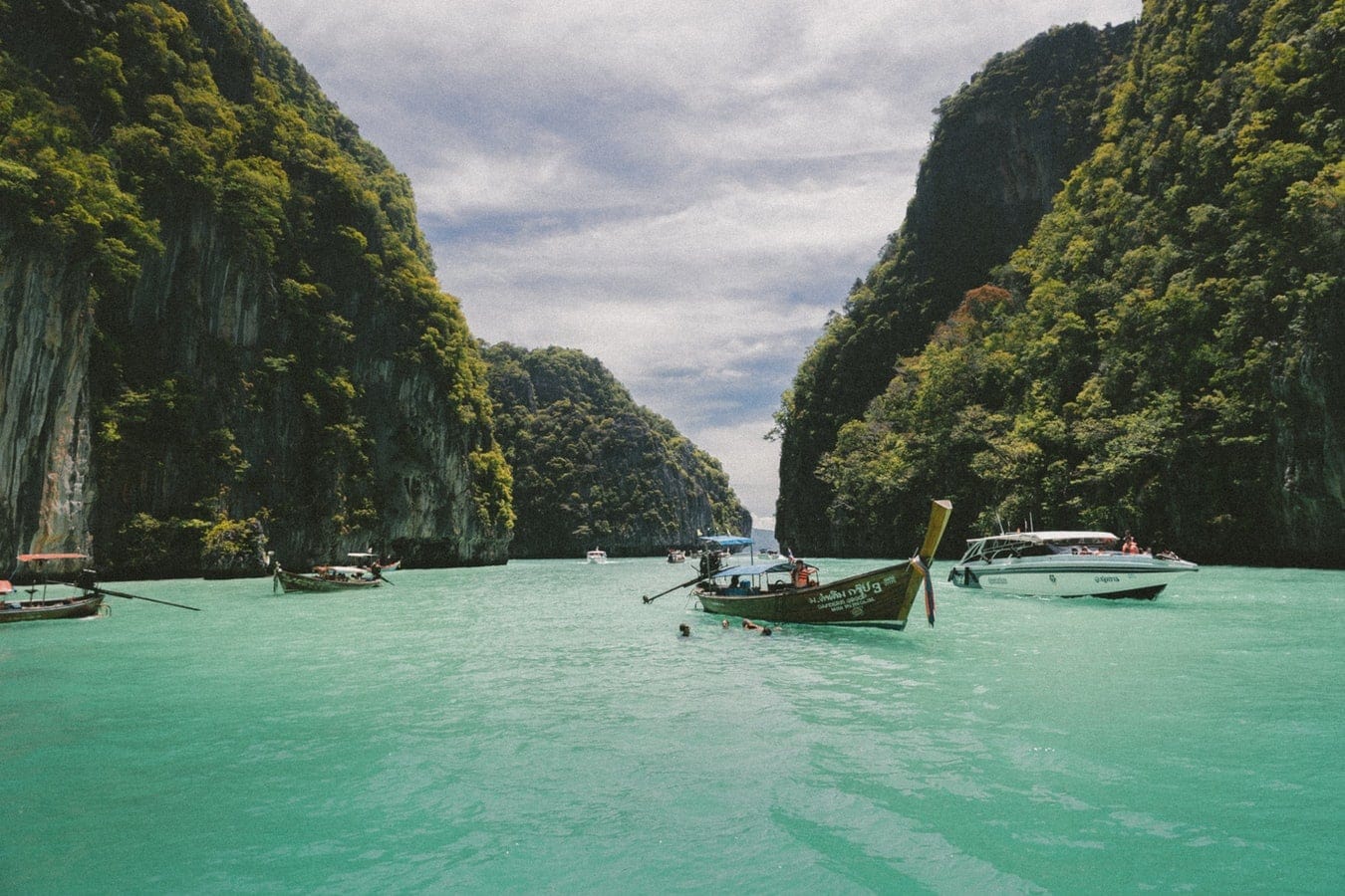 Ha Long Bay 1