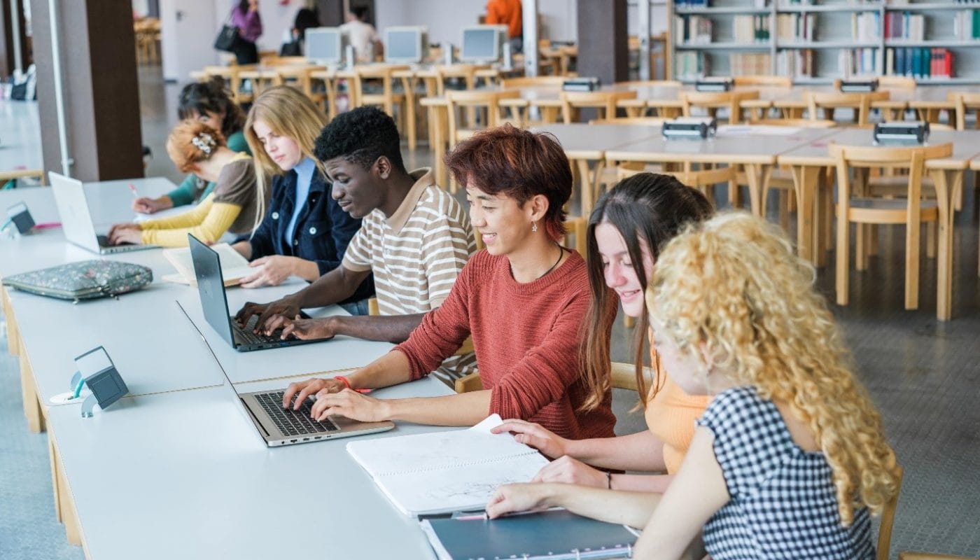 Jeff Hohne Visalia Unified School District aims to inspire innovation and resilience across the educational landscape.