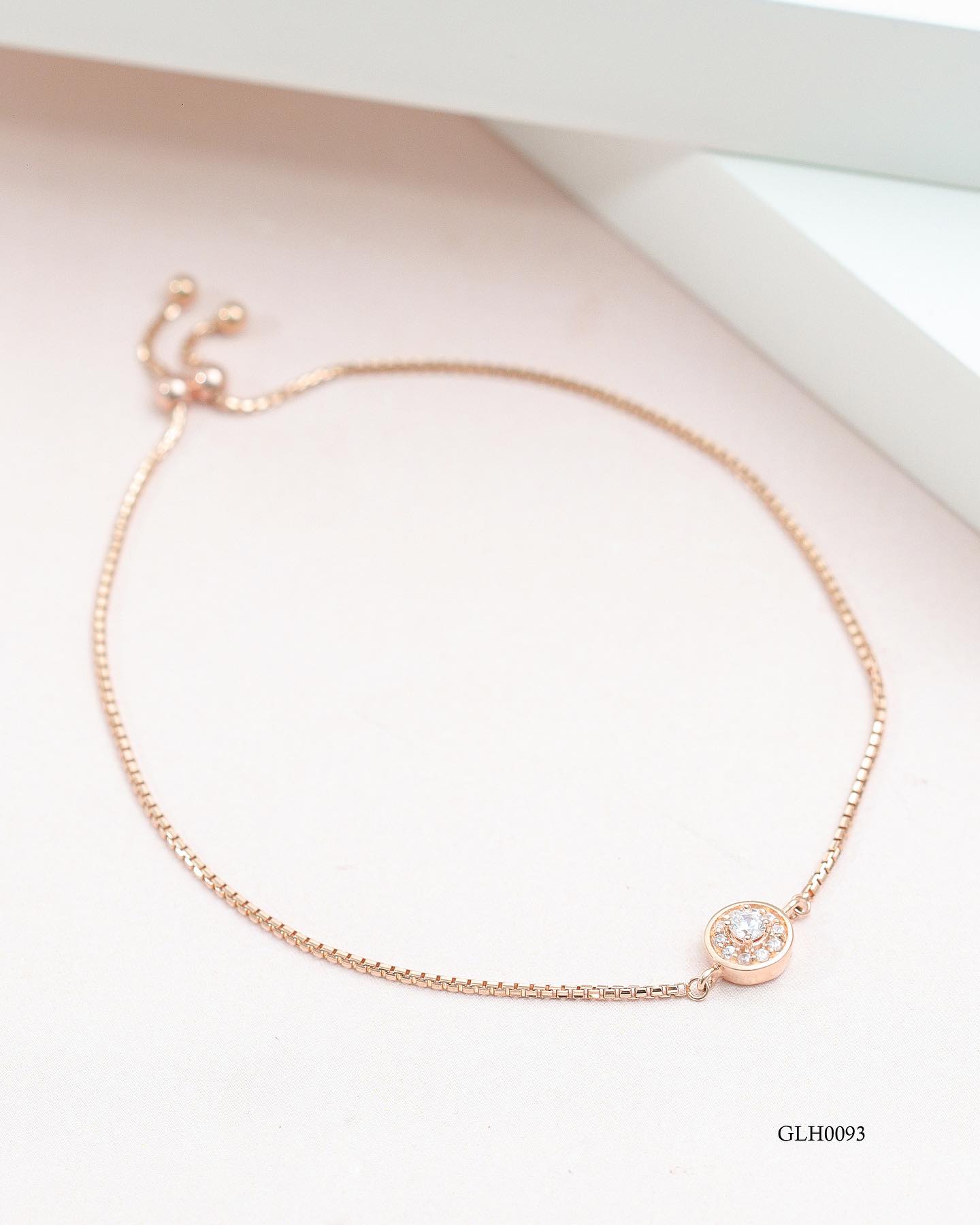 gelang emas minimalis model terbaru