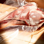 鹿の骨付きスネ肉 ペット用