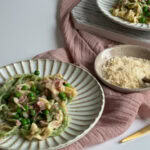 Paglia e Fieno with Ham and Peas
