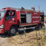 MUĞLA'NIN DATÇA İLÇESİNDE YERLEŞİM ALANINA YAKIN NOKTADA ÇIKAN KURU OT YANGINI, EKİPLERİN HIZLI MÜDAHALESİYLE BÜYÜMEDEN SÖNDÜRÜLDÜ.